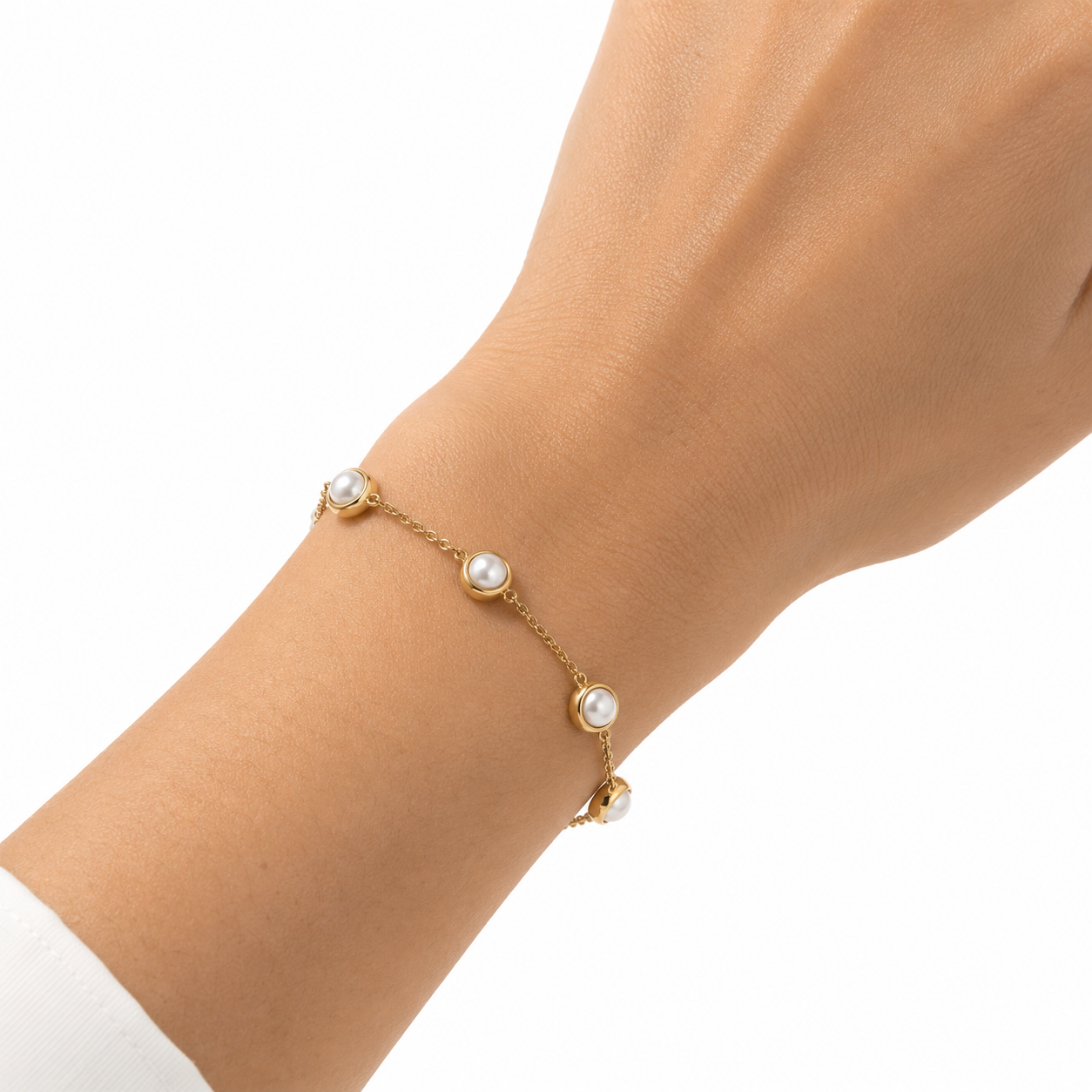 Pearl Station Chain Bracelet