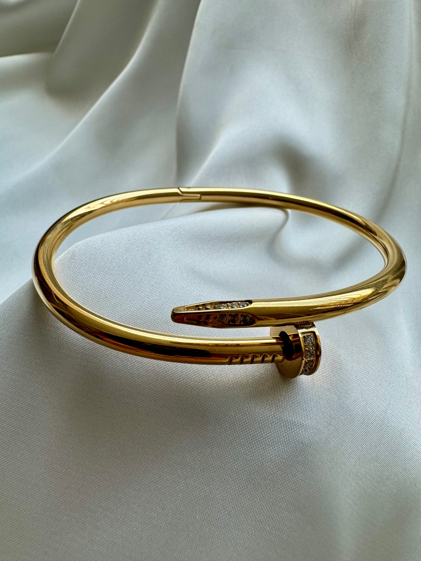 Rhinestones Nail bracelet đź’§