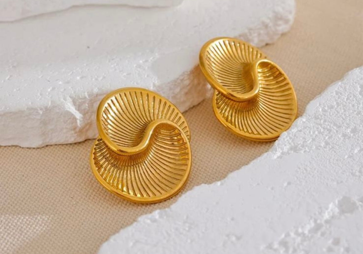 Luna Earrings