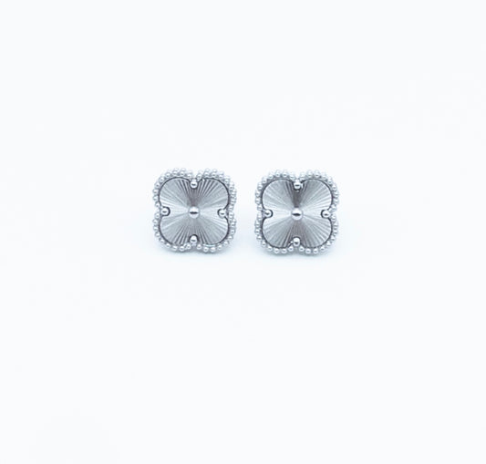 Clover earrings