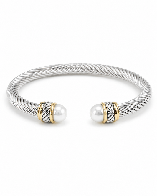 SOFIA PEARL CUFF