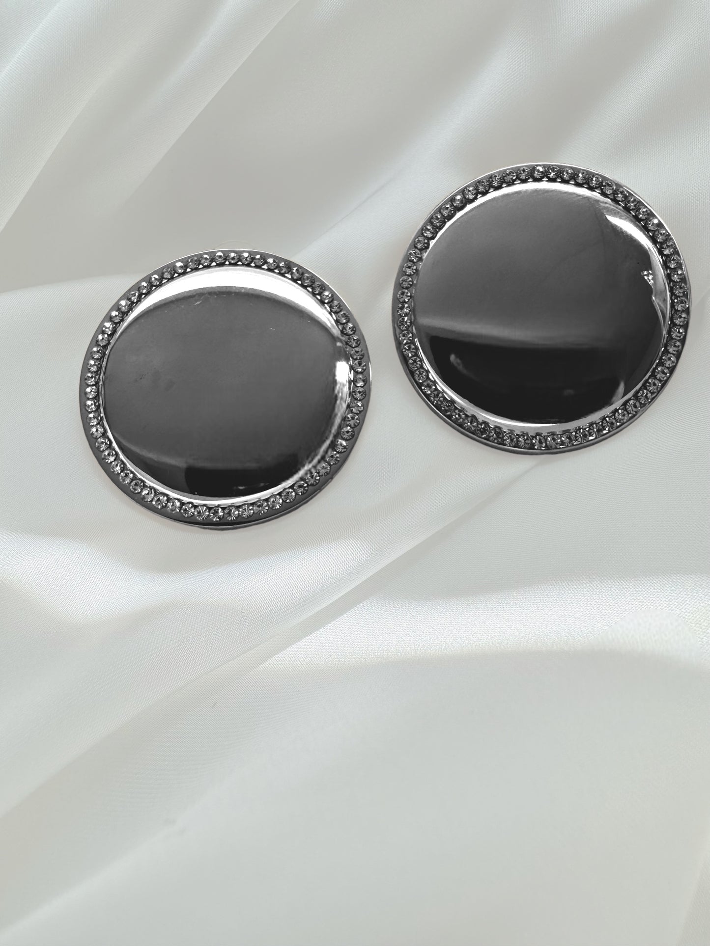 Paula earrings 💧