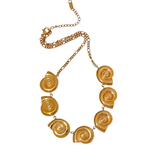 Sea shell necklace💧